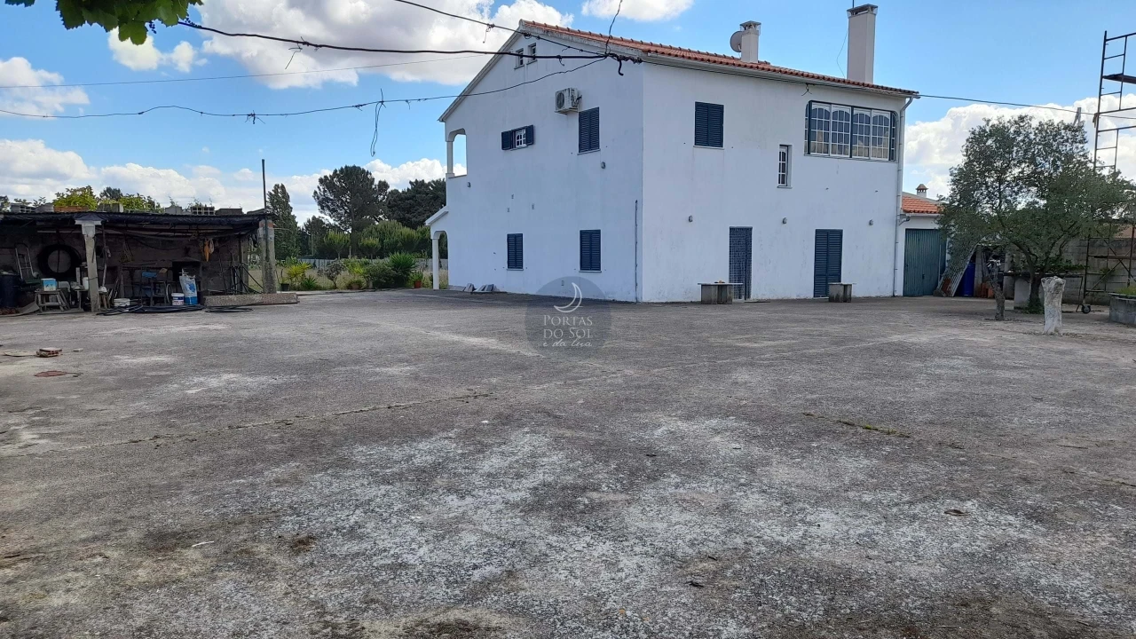 Moradia T6 para Venda em Salvaterra de Magos e Foros de Salvaterra Foto 7