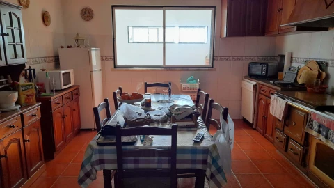 Moradia T6 para Venda em Salvaterra de Magos e Foros de Salvaterra