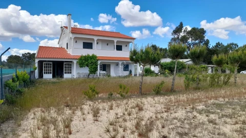 Moradia T6 para Venda em Salvaterra de Magos e Foros de Salvaterra