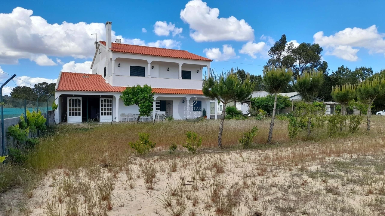 Moradia T6 para Venda em Salvaterra de Magos e Foros de Salvaterra Foto 4