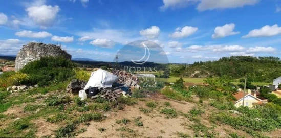 Terreno para Venda em Azoia de Cima e Tremês
