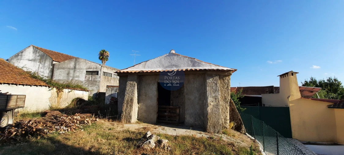 Moradia para Venda em Azoia de Cima e Tremês Foto 3