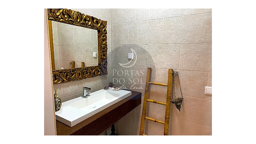 Moradia T4 para Venda em Abitureiras Foto 14