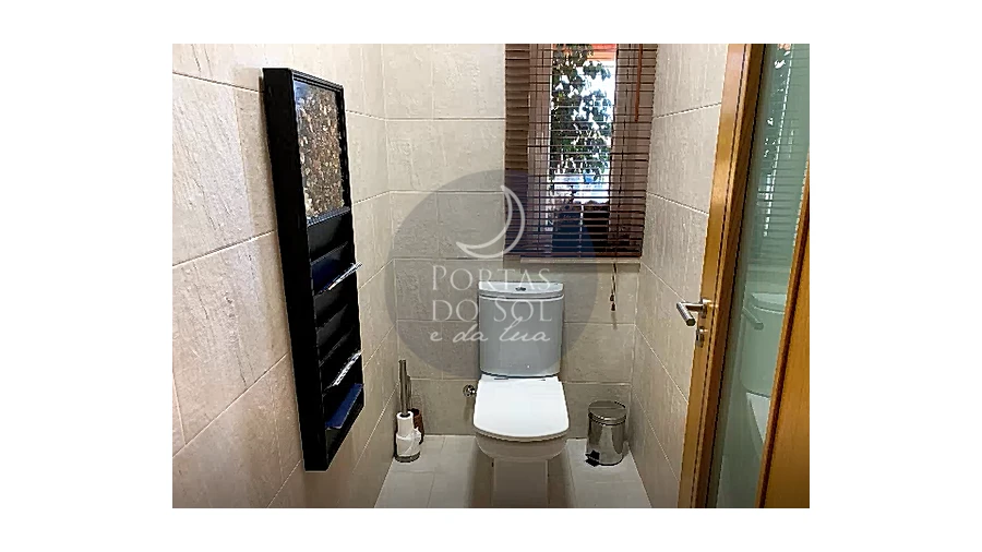 Moradia T4 para Venda em Abitureiras Foto 17