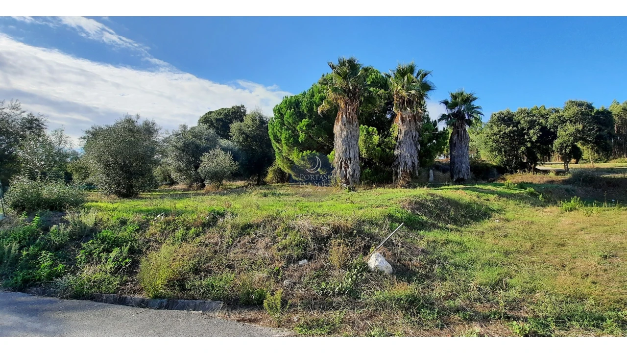 Terreno para Venda em Outeiro da Cortiçada e Arruda dos Pisões Foto 3