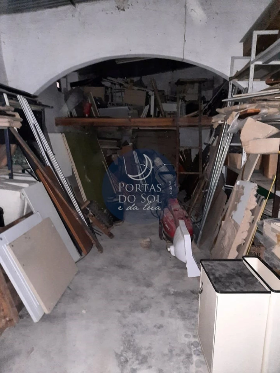 Armazém para Venda em Romeira e Várzea Foto 9