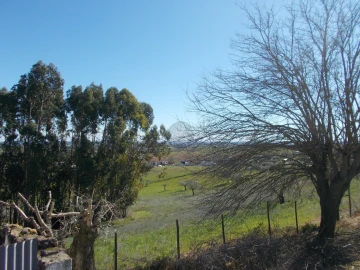 Moradia T3 para Venda em Marvila, Ribeira Santarém, São Salvador, São Nicolau