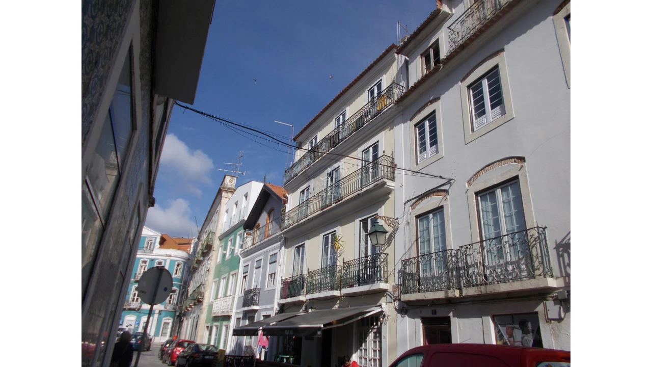 Prédio para Venda em Marvila, Ribeira Santarém, São Salvador, São Nicolau Foto 1