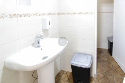 Negócio para Venda em Casével e Vaqueiros
