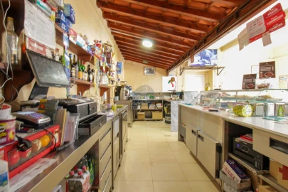 Negócio para Venda em Casével e Vaqueiros