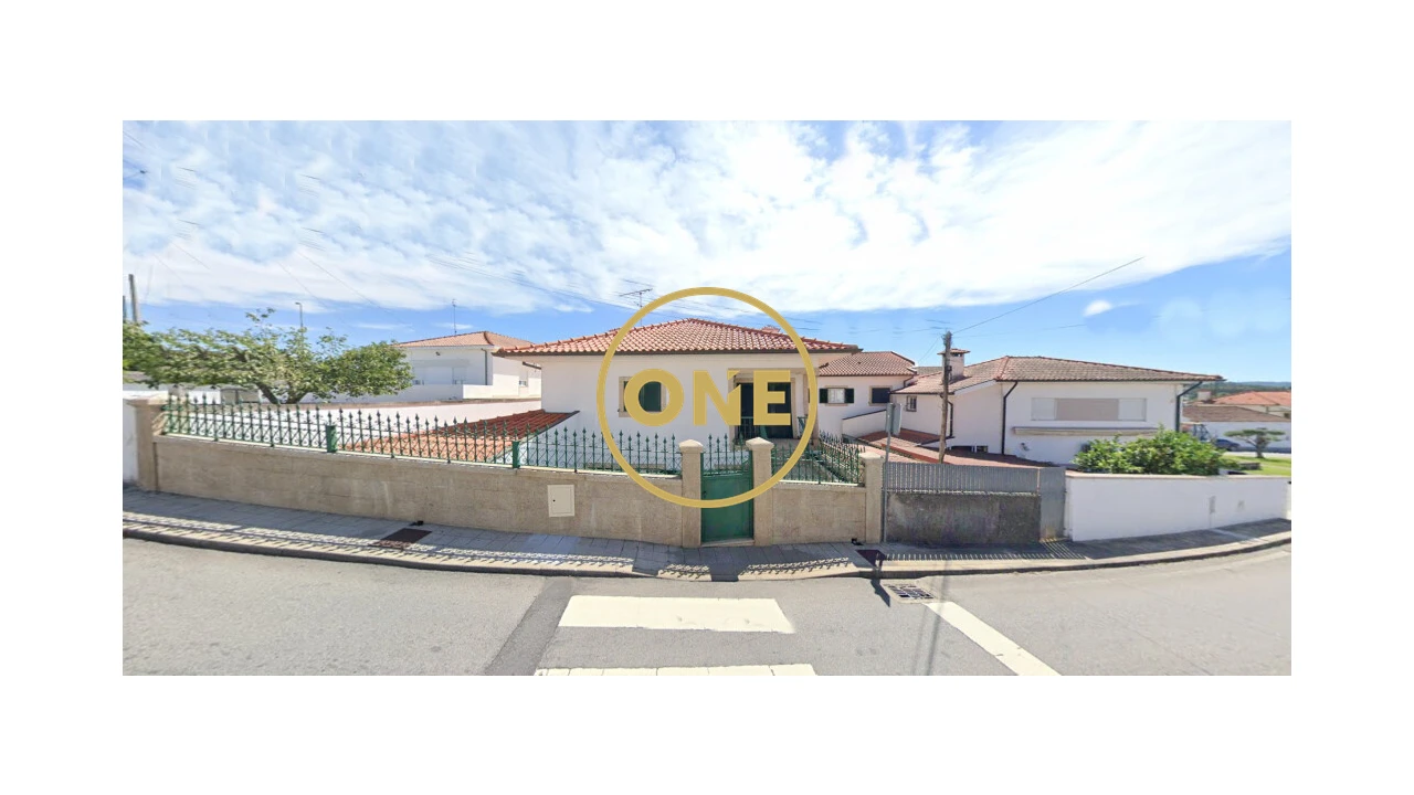 Moradia T5 para Venda em Lousado Foto 5