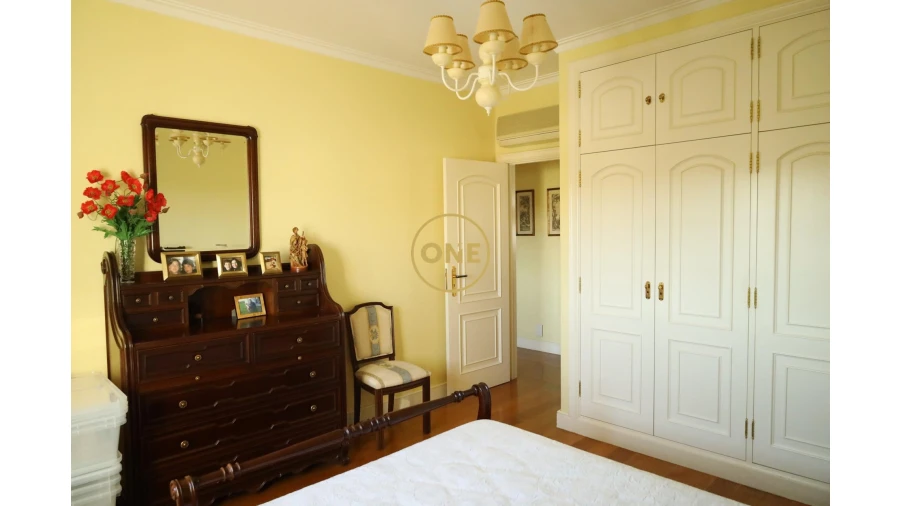 Moradia T5 para Venda em Lousado Foto 13