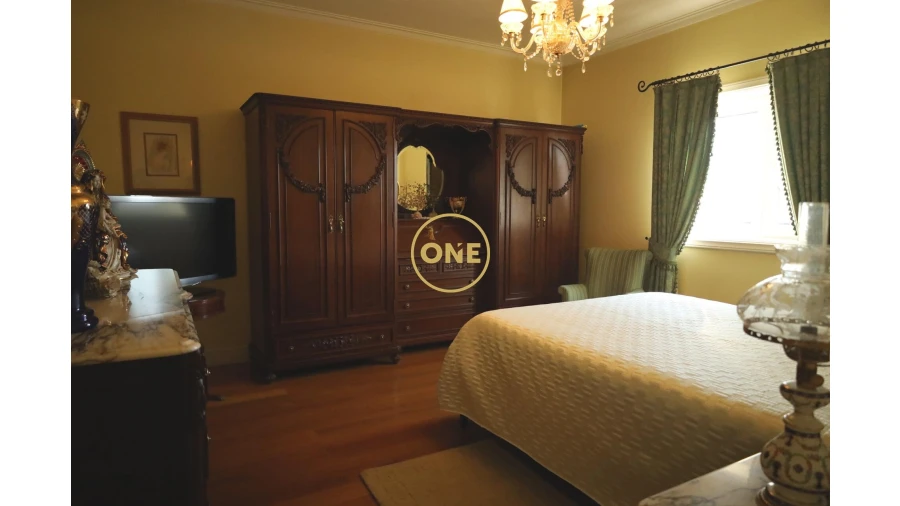 Moradia T5 para Venda em Lousado Foto 10