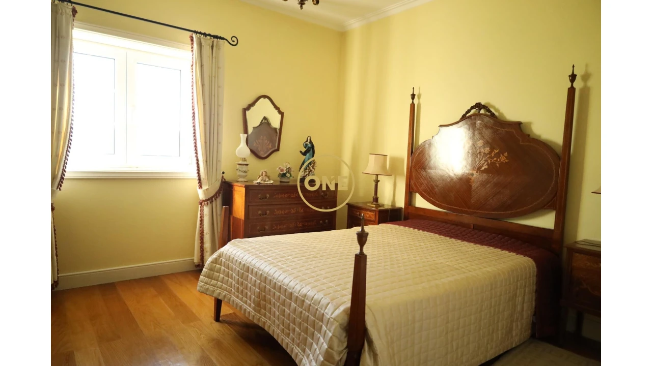 Moradia T5 para Venda em Lousado Foto 16