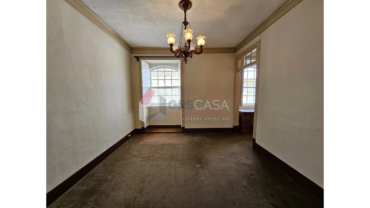 Moradia T4 para Venda em Praia da Vitoria (Santa Cruz) Foto 10