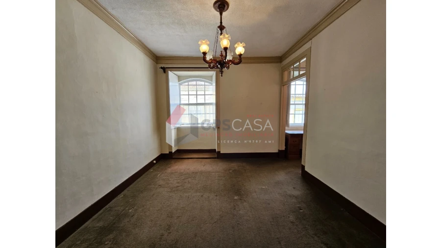 Moradia T4 para Venda em Praia da Vitoria (Santa Cruz) Foto 10