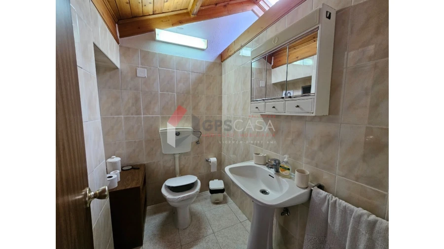 Moradia T4 para Venda em Praia da Vitoria (Santa Cruz) Foto 31