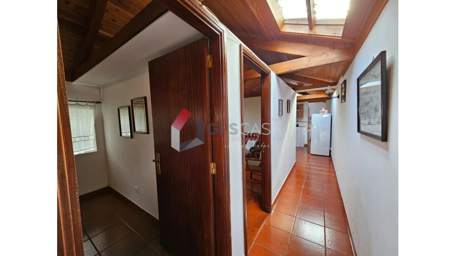 Moradia T4 para Venda em Praia da Vitoria (Santa Cruz) Foto 28