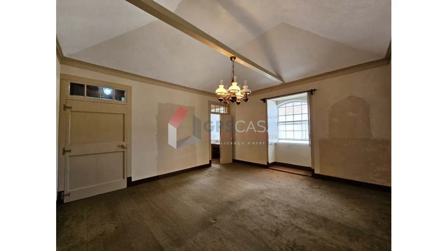 Moradia T4 para Venda em Praia da Vitoria (Santa Cruz) Foto 15