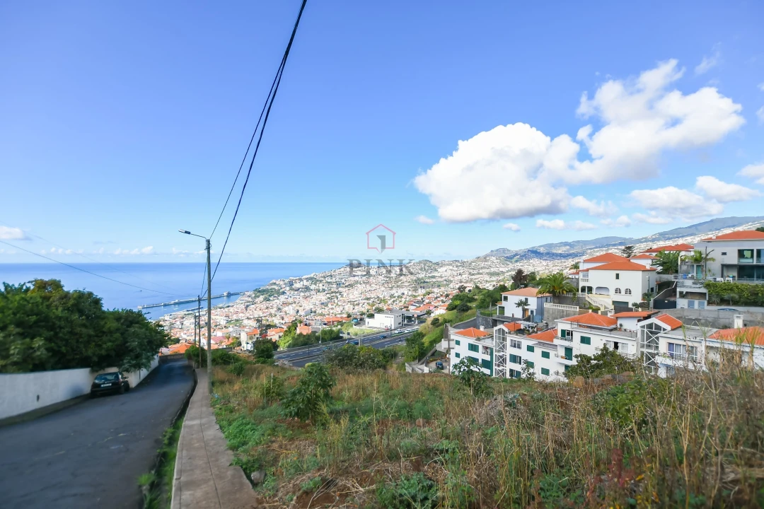 Terreno para Venda em Funchal (Santa Maria Maior) Foto 11