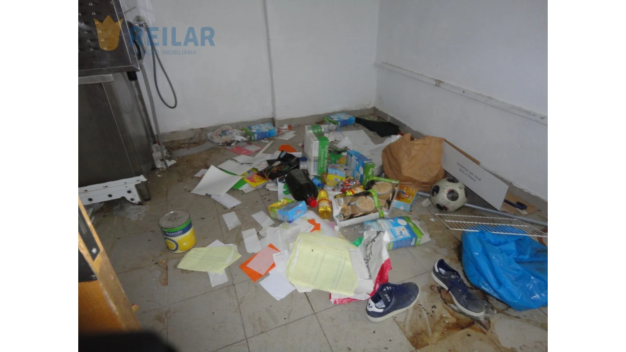 Loja para Venda em Alverca do Ribatejo e Sobralinho Foto 6