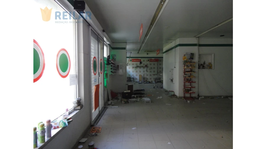 Loja para Venda em Alverca do Ribatejo e Sobralinho Foto 3