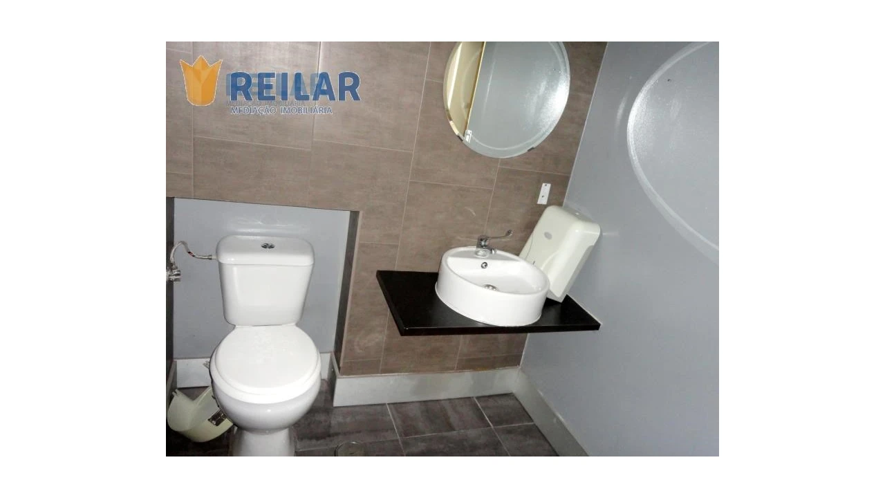 Loja para Venda em Alverca do Ribatejo e Sobralinho Foto 9