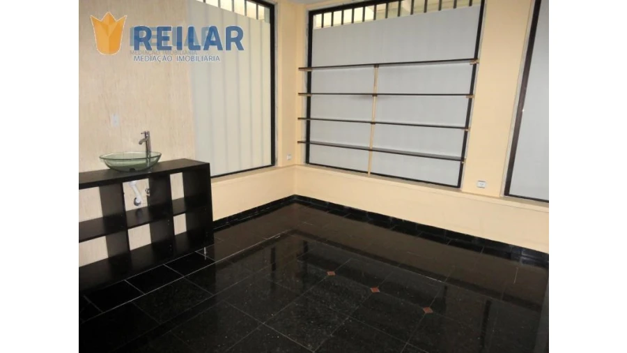 Loja para Venda em Alverca do Ribatejo e Sobralinho Foto 5