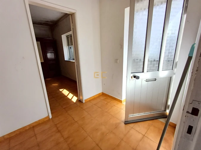 Moradia T2 para Venda em Maiorca Foto 19