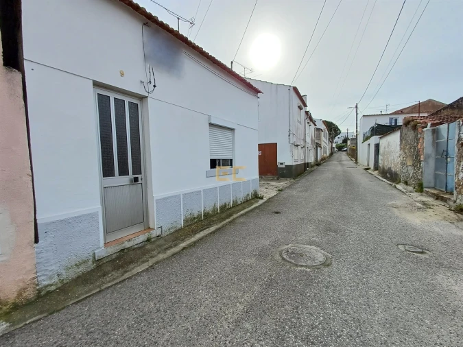 Moradia T2 para Venda em Maiorca Foto 6