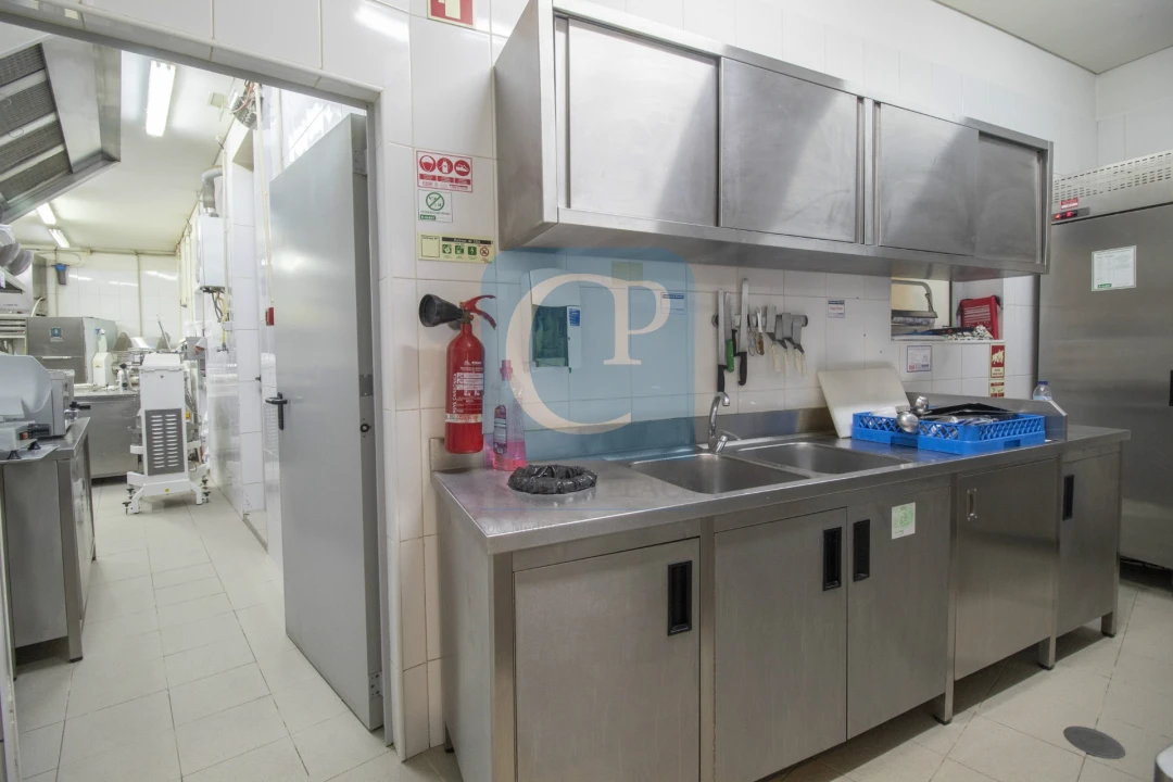 Loja para Trespasse em Matosinhos e Leça da Palmeira Foto 3