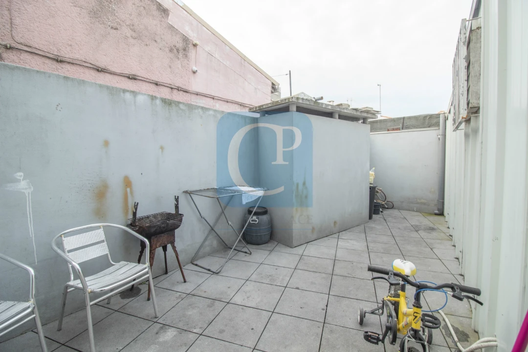 Loja para Trespasse em Matosinhos e Leça da Palmeira Foto 8