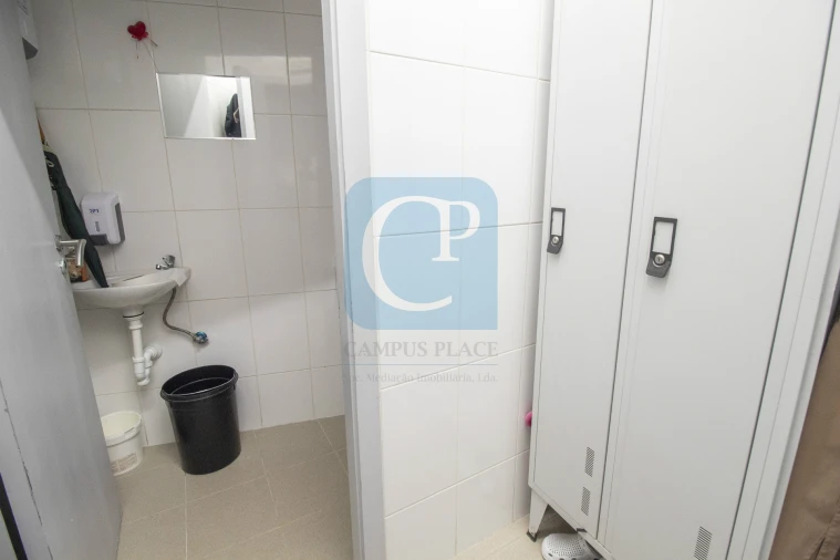 Loja para Trespasse em Matosinhos e Leça da Palmeira Foto 14