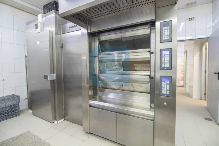 Loja para Trespasse em Matosinhos e Leça da Palmeira Foto 11