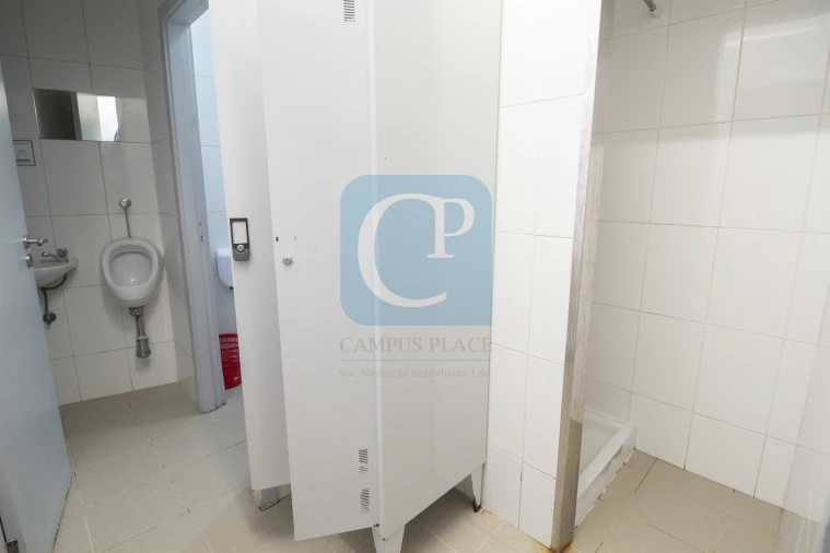 Loja para Trespasse em Matosinhos e Leça da Palmeira Foto 16