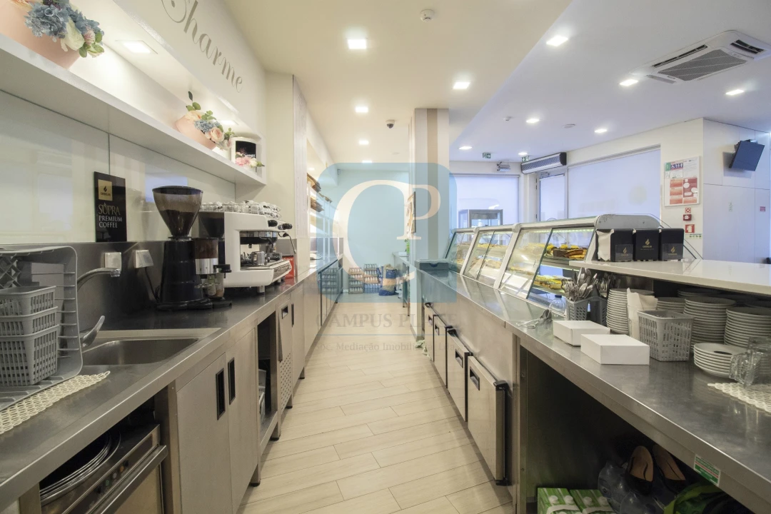 Loja para Trespasse em Matosinhos e Leça da Palmeira Foto 26