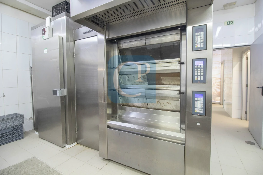 Loja para Trespasse em Matosinhos e Leça da Palmeira Foto 11