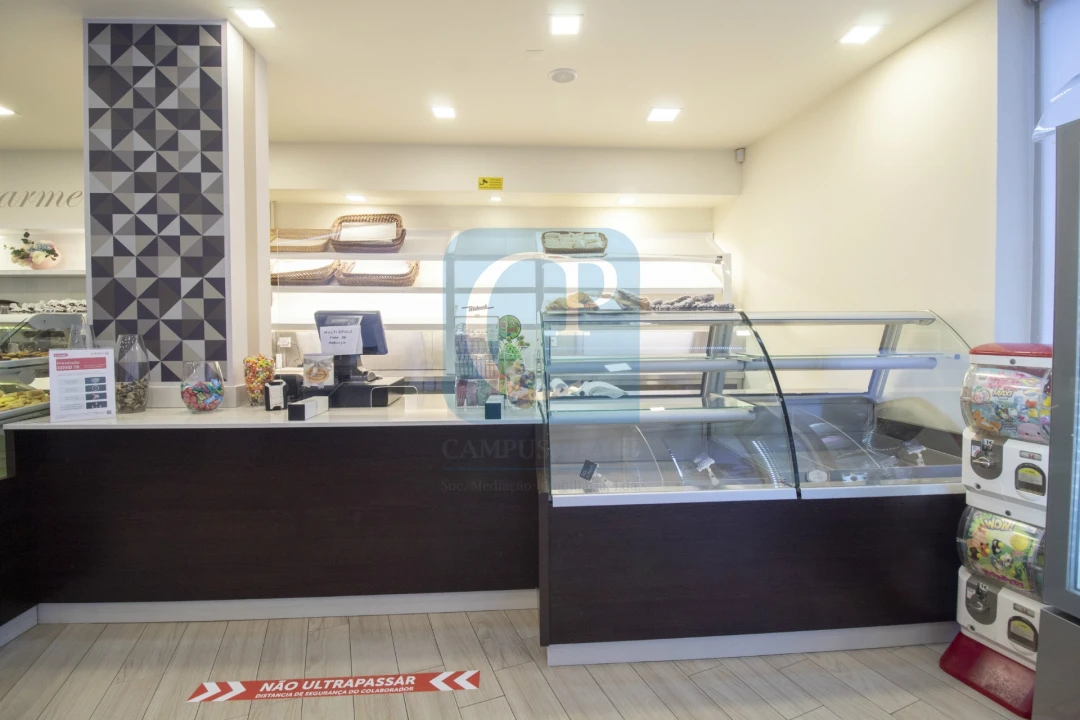 Loja para Trespasse em Matosinhos e Leça da Palmeira Foto 23