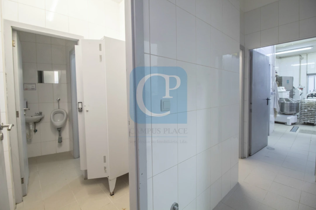 Loja para Trespasse em Matosinhos e Leça da Palmeira Foto 18