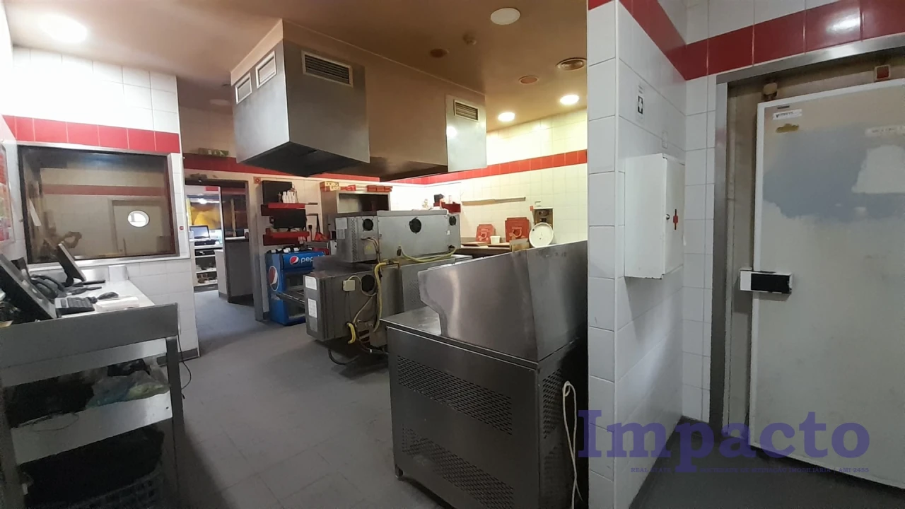 Negócio para Venda em São João da Madeira Foto 22