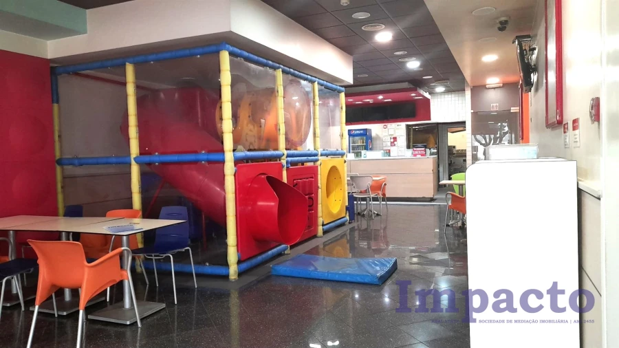 Negócio para Venda em São João da Madeira Foto 3