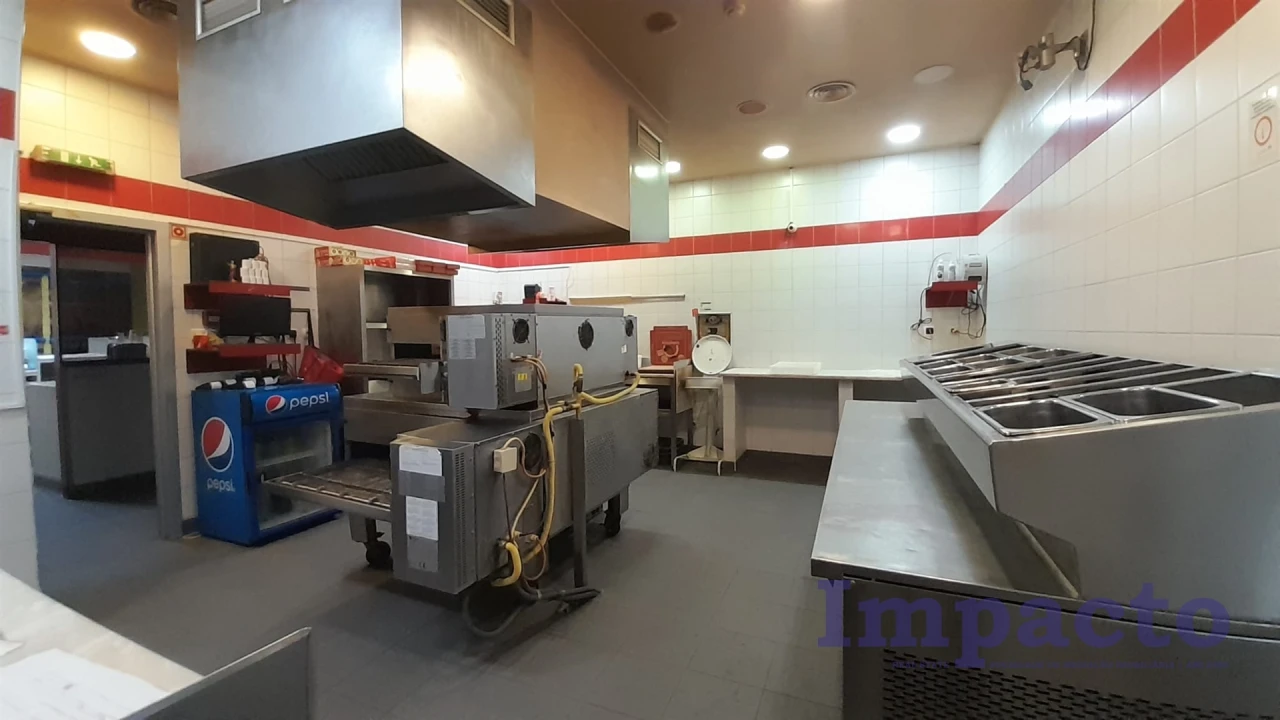 Negócio para Venda em São João da Madeira Foto 14