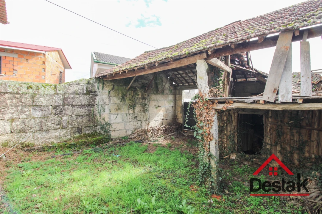 Moradia T3 para Venda em Pindelo dos Milagres Foto 22