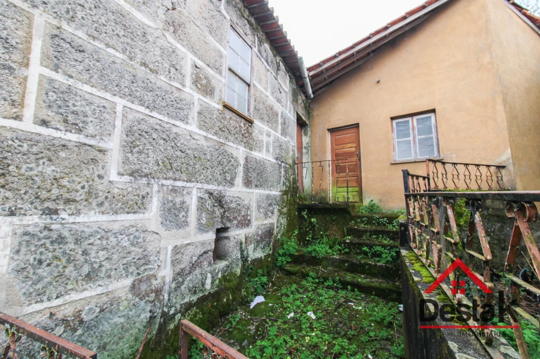 Moradia T3 para Venda em Pindelo dos Milagres Foto 15