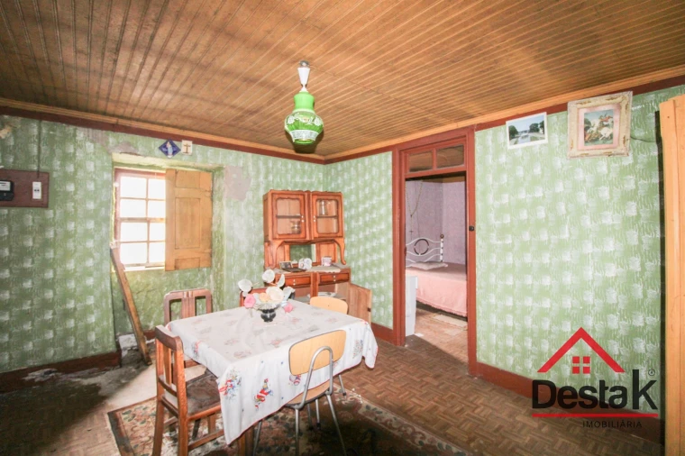 Moradia T3 para Venda em Pindelo dos Milagres Foto 5