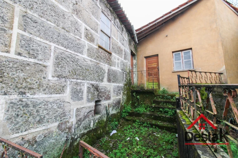 Moradia T3 para Venda em Pindelo dos Milagres Foto 15