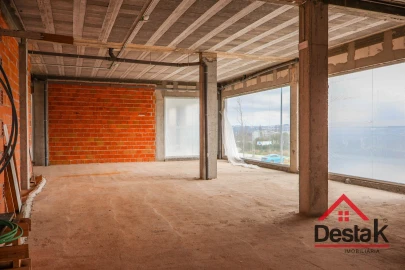 Loja para Venda em Abraveses