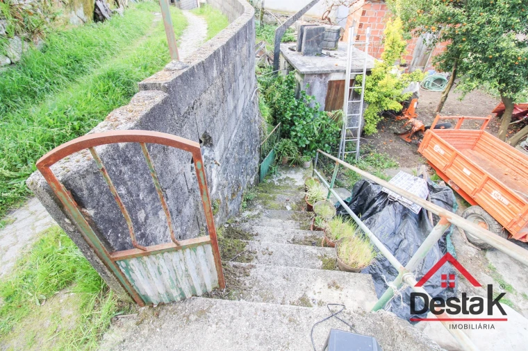 Moradia T2 para Venda em Valadares Foto 21