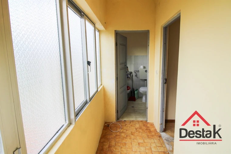 Moradia T2 para Venda em Valadares Foto 5