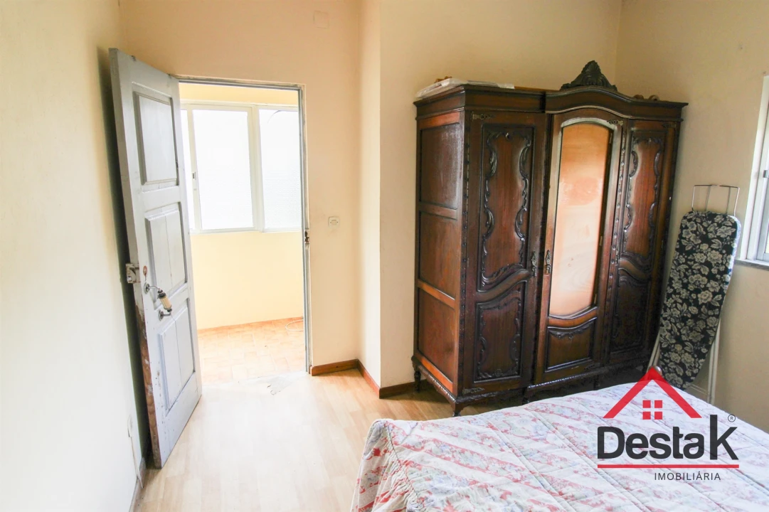 Moradia T2 para Venda em Valadares Foto 9